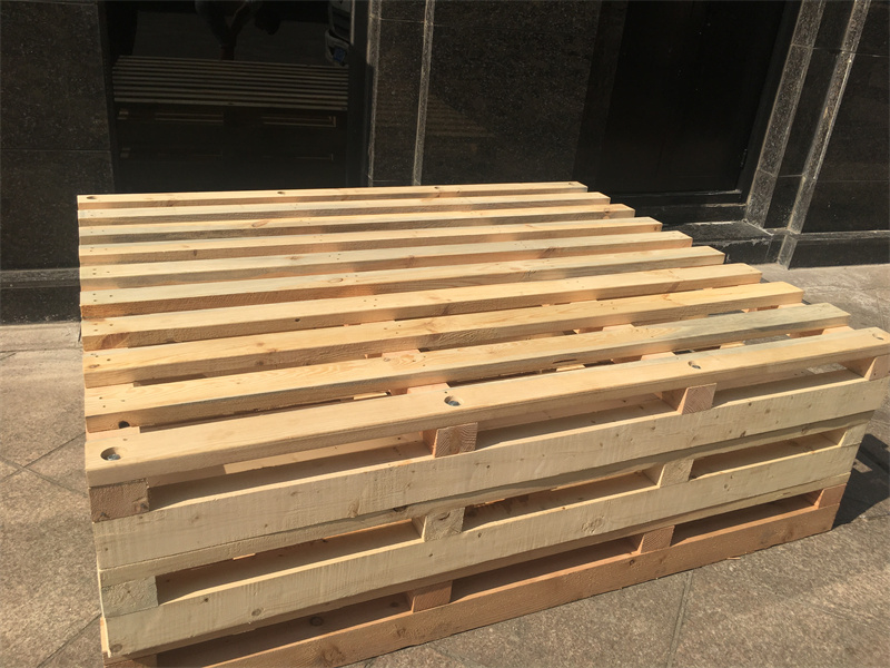 大重型實(shí)木托盤(pán)